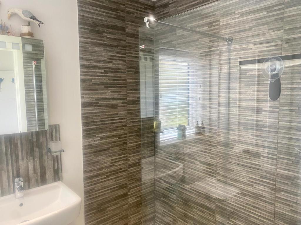 2 Bedroom Cottage Sleeps 4 With Hot-Tub, & Shared Pool Use Sennen Eksteriør bilde
